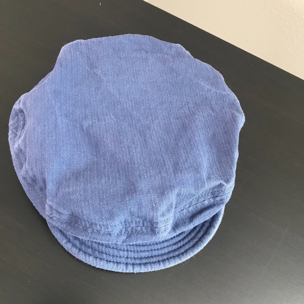 Blue Cap - Picture 2 of 5